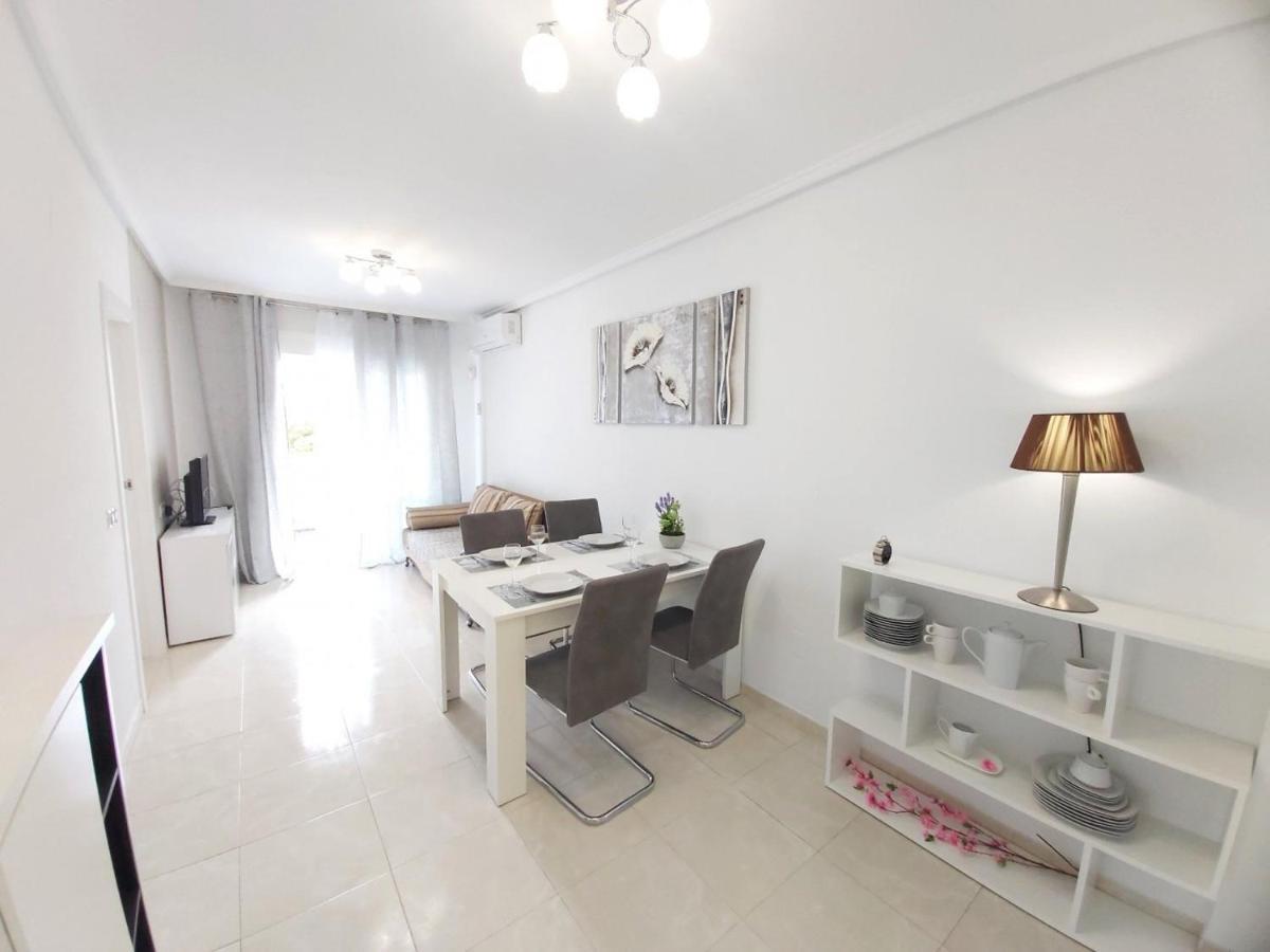 Apartamento Espanatour LAGUNA Torrevieja Exterior foto
